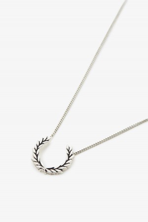 Accessories Šperky Fred Perry Laurel Wreath Necklace Stříbrné | FCZUI99416