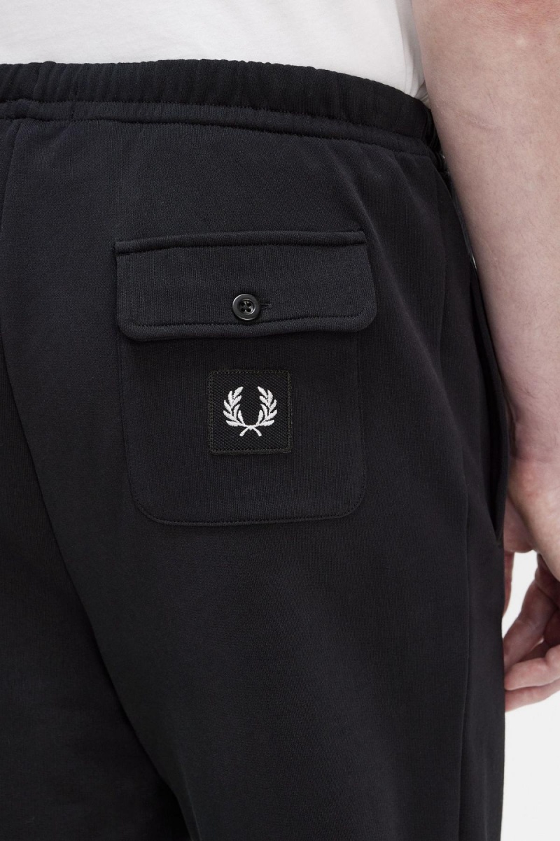 Pánské Kalhoty Fred Perry Badge Detail Track Pants Černé | CZZPD84256