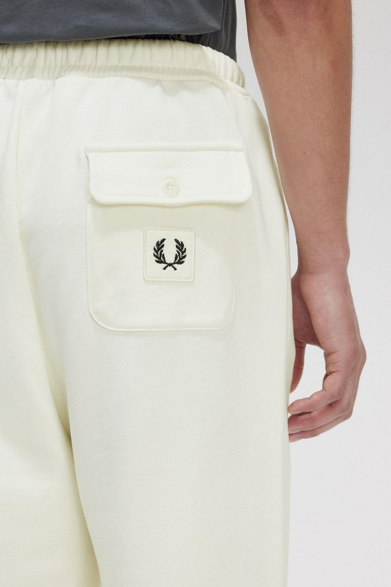 Pánské Kalhoty Fred Perry Badge Detail Track Pants Ecru | UCZTG56597